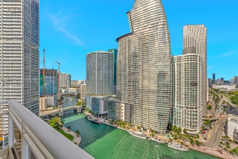 Condominio en venta en Miami, Florida, 3 dormitorios, 180.6 m2 № 2000666 - foto 16