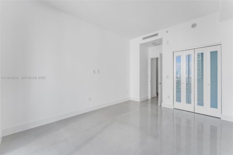 Condominio en venta en Miami, Florida, 3 dormitorios, 180.6 m2 № 2000666 - foto 29