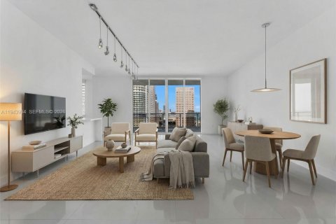Condominio en venta en Miami, Florida, 3 dormitorios, 180.6 m2 № 2000666 - foto 5