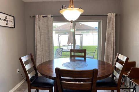 House in Riverview, Florida 3 bedrooms, 133.31 sq.m. № 1914707 - photo 17