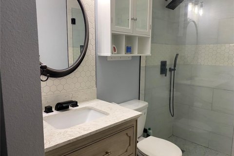 House in Riverview, Florida 3 bedrooms, 133.31 sq.m. № 1914707 - photo 25