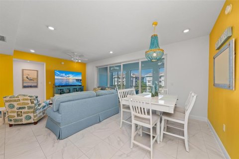 Condo in Bradenton, Florida, 2 bedrooms  № 1845313 - photo 11