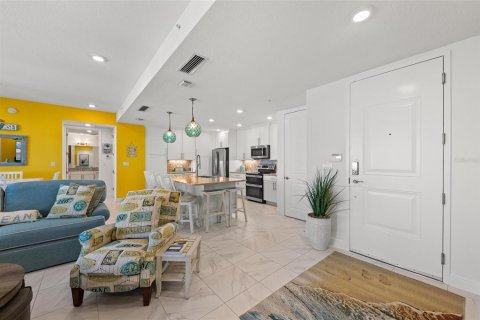 Condo in Bradenton, Florida, 2 bedrooms  № 1845313 - photo 13