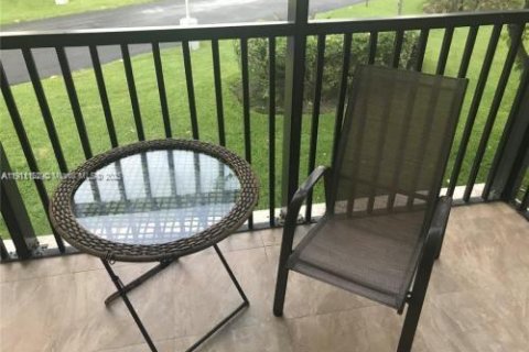 Condominio en venta en Aventura, Florida, 2 dormitorios, 92.34 m2 № 1967490 - foto 14