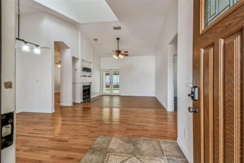 Casa en venta en Brandon, Florida, 3 dormitorios, 177.91 m2 № 1904719 - foto 9