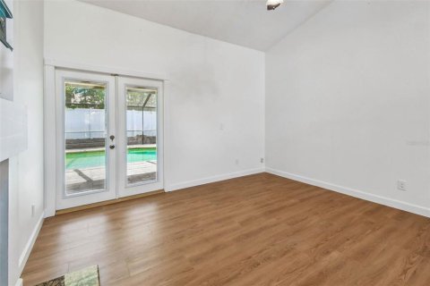 Casa en venta en Brandon, Florida, 3 dormitorios, 177.91 m2 № 1904719 - foto 18
