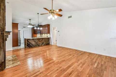 Casa en venta en Brandon, Florida, 3 dormitorios, 177.91 m2 № 1904719 - foto 25