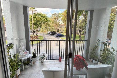 Снять в аренду кондоминиум в Дорал, Флорида 2 спальни, 89.19м2, № 1998341 - фото 10