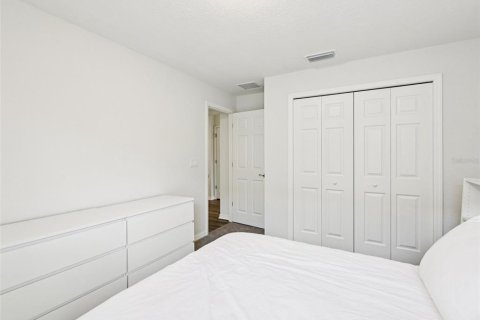 House in Parrish, Florida 3 bedrooms, 186.45 sq.m. № 1791935 - photo 18