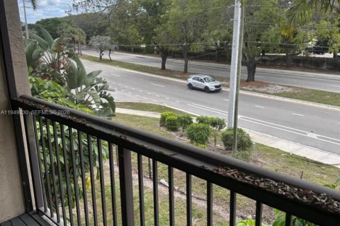 Снять в аренду кондоминиум в Помпано-Бич, Флорида 1 спальня, 55.74м2, № 2004915 - фото 6