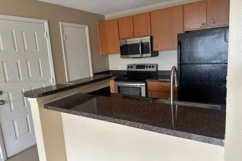 Снять в аренду кондоминиум в Помпано-Бич, Флорида 1 спальня, 55.74м2, № 2004915 - фото 9