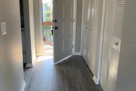 Condominio en alquiler en Tampa, Florida, 1 dormitorio, 51.28 m2 № 1857835 - foto 11