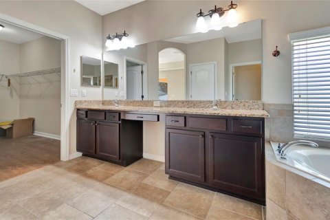 Villa ou maison à vendre à Clermont, Floride: 4 chambres, 243.13 m2 № 2101868 - photo 28