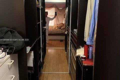 Villa ou maison à vendre à Doral, Floride: 4 chambres, 195.56 m2 № 1979248 - photo 24