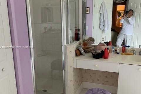 Villa ou maison à vendre à Doral, Floride: 4 chambres, 195.56 m2 № 1979248 - photo 23