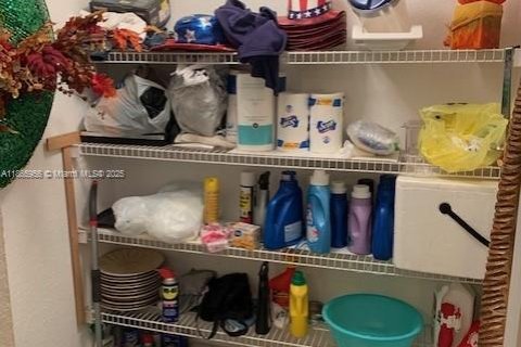 Villa ou maison à vendre à Doral, Floride: 4 chambres, 195.56 m2 № 1979248 - photo 17