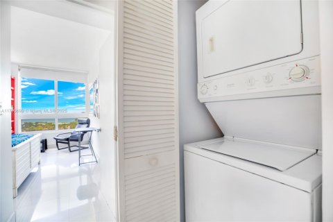 Condominio en venta en Miami Beach, Florida, 2 dormitorios, 122.82 m2 № 1714535 - foto 15