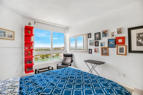 Condominio en venta en Miami Beach, Florida, 2 dormitorios, 122.82 m2 № 1714535 - foto 18