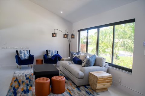 Casa en alquiler en Pompano Beach, Florida, 4 dormitorios, 224.08 m2 № 1935389 - foto 9