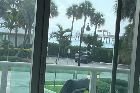 Condominio en alquiler en Deerfield Beach, Florida, 2 dormitorios, 96.62 m2 № 2250912 - foto 2