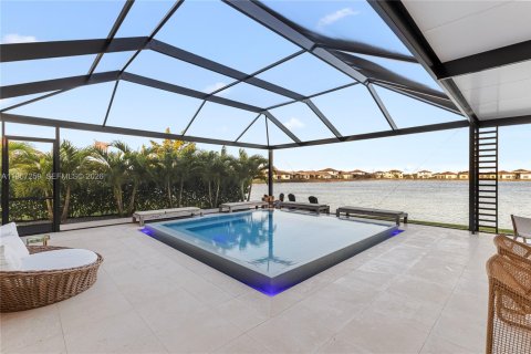 House in Ave Maria, Florida 4 bedrooms, 370.22 sq.m. № 2030585 - photo 12