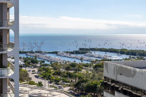 Condo in Miami, Florida, 3 bedrooms  № 2153214 - photo 16