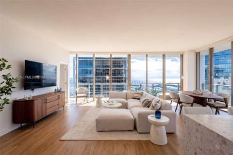 Condo in Miami, Florida, 3 bedrooms  № 2153214 - photo 8