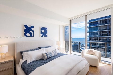 Condo in Miami, Florida, 3 bedrooms  № 2153214 - photo 3