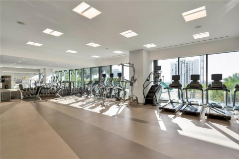 Condo in Miami, Florida, 1 bedroom  № 1977233 - photo 28