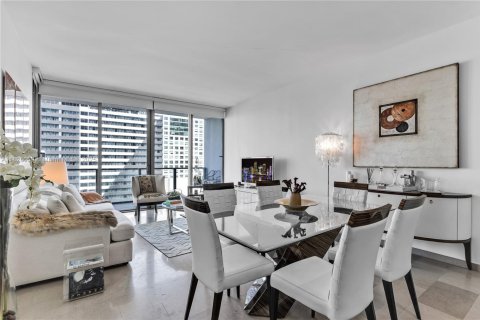 Condo in Miami, Florida, 1 bedroom  № 1977233 - photo 7