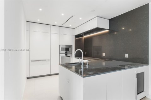 Copropriété à vendre à Miami, Floride: 2 chambres, 126.25 m2 № 1865539 - photo 5