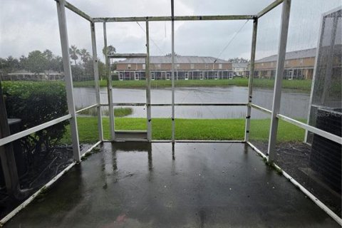 Touwnhouse à louer à Riverview, Floride: 2 chambres, 116.59 m2 № 2410313 - photo 3
