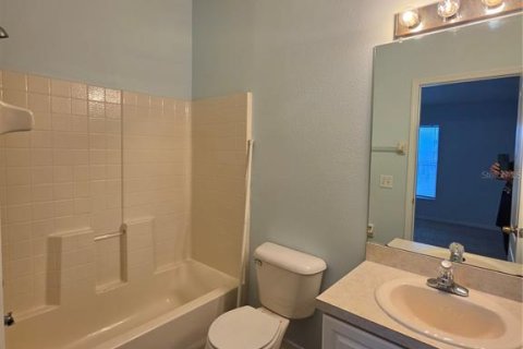 Touwnhouse à louer à Riverview, Floride: 2 chambres, 116.59 m2 № 2410313 - photo 11