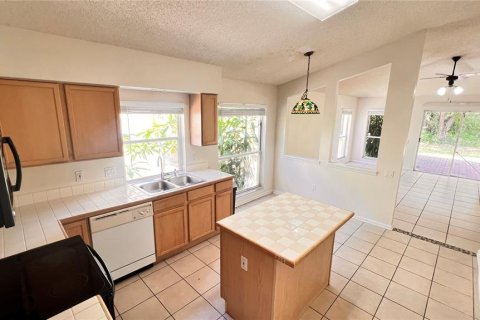 Casa en alquiler en Orlando, Florida, 4 dormitorios, 175.4 m2 № 1816930 - foto 21