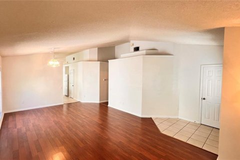 Casa en alquiler en Orlando, Florida, 4 dormitorios, 175.4 m2 № 1816930 - foto 9