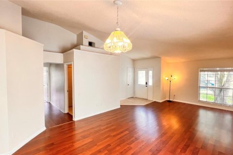 Casa en alquiler en Orlando, Florida, 4 dormitorios, 175.4 m2 № 1816930 - foto 10