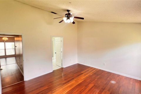 Casa en alquiler en Orlando, Florida, 4 dormitorios, 175.4 m2 № 1816930 - foto 14