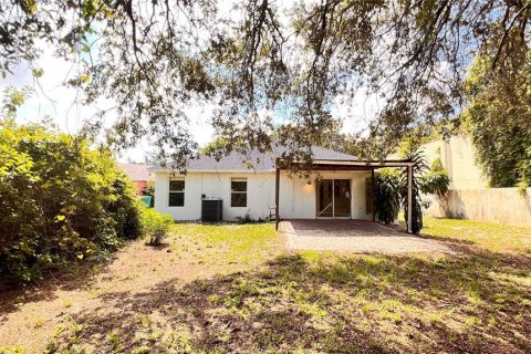 Casa en alquiler en Orlando, Florida, 4 dormitorios, 175.4 m2 № 1816930 - foto 7