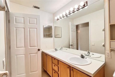 Casa en alquiler en Orlando, Florida, 4 dormitorios, 175.4 m2 № 1816930 - foto 29