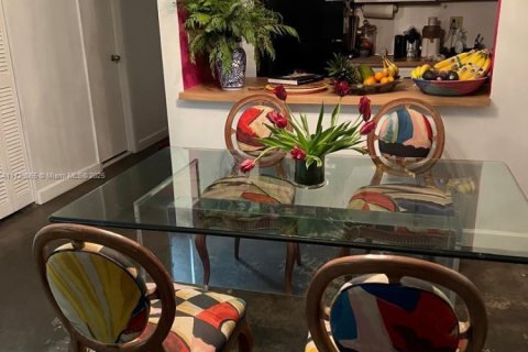 Copropriété à vendre à Miami, Floride: 2 chambres, 125.7 m2 № 1977295 - photo 7