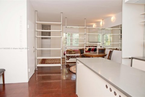 Снять в аренду кондоминиум в Майами-Бич, Флорида 1 спальня, 55.74м2, № 1953993 - фото 7