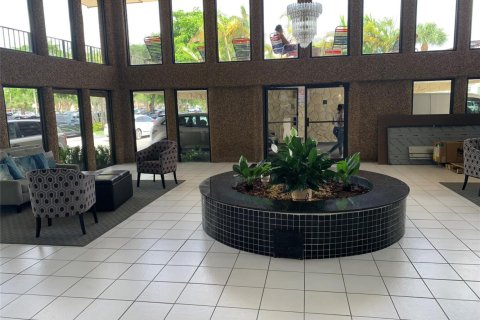 Condo in Boca Raton, Florida, 1 bedroom  № 2081587 - photo 13