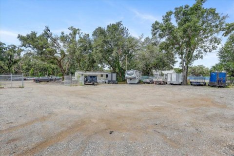 Commercial property in Seffner, Florida 367.71 sq.m. № 2103685 - photo 11