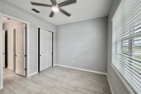 Villa ou maison à louer à Lakewood Ranch, Floride: 4 chambres, 254.92 m2 № 2204238 - photo 17