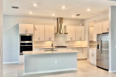 Villa ou maison à louer à Lakewood Ranch, Floride: 4 chambres, 254.92 m2 № 2204238 - photo 3
