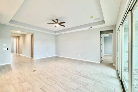 Villa ou maison à louer à Lakewood Ranch, Floride: 4 chambres, 254.92 m2 № 2204238 - photo 6