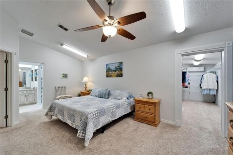 House in Lakeland, Florida 4 bedrooms, 203.92 sq.m. № 1910688 - photo 24