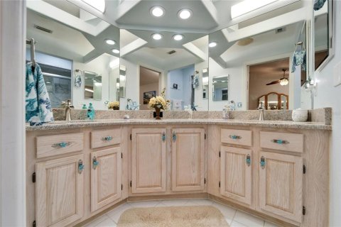 House in Lakeland, Florida 4 bedrooms, 203.92 sq.m. № 1910688 - photo 30