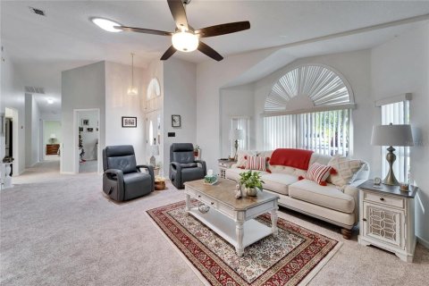 House in Lakeland, Florida 4 bedrooms, 203.92 sq.m. № 1910688 - photo 6