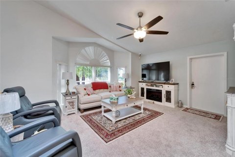 House in Lakeland, Florida 4 bedrooms, 203.92 sq.m. № 1910688 - photo 7